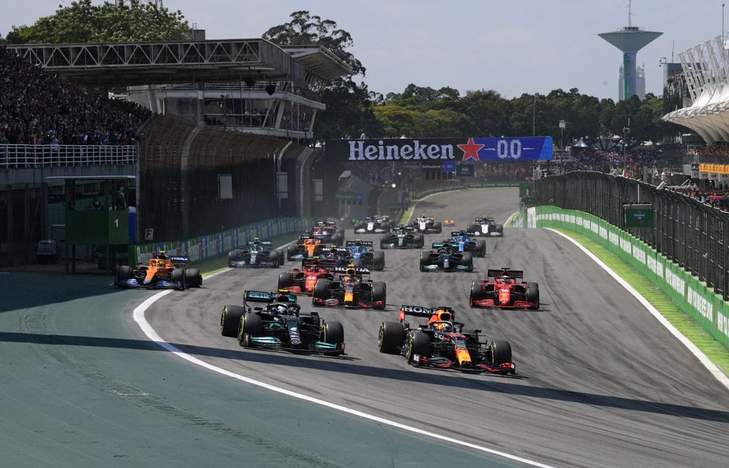 Forma-1, Sao Pauló-i Nagydíj, Max Verstappen, Valtteri Bottas, rajt 