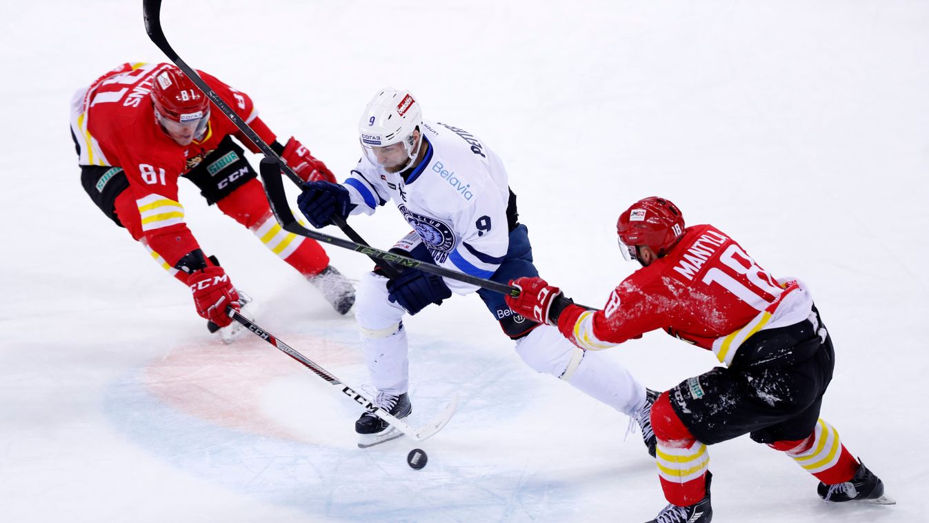 (SP)CHINA-BEIJING-ICE HOCKEY-KHL-REDSTAR VS DINAMO MINSK se 