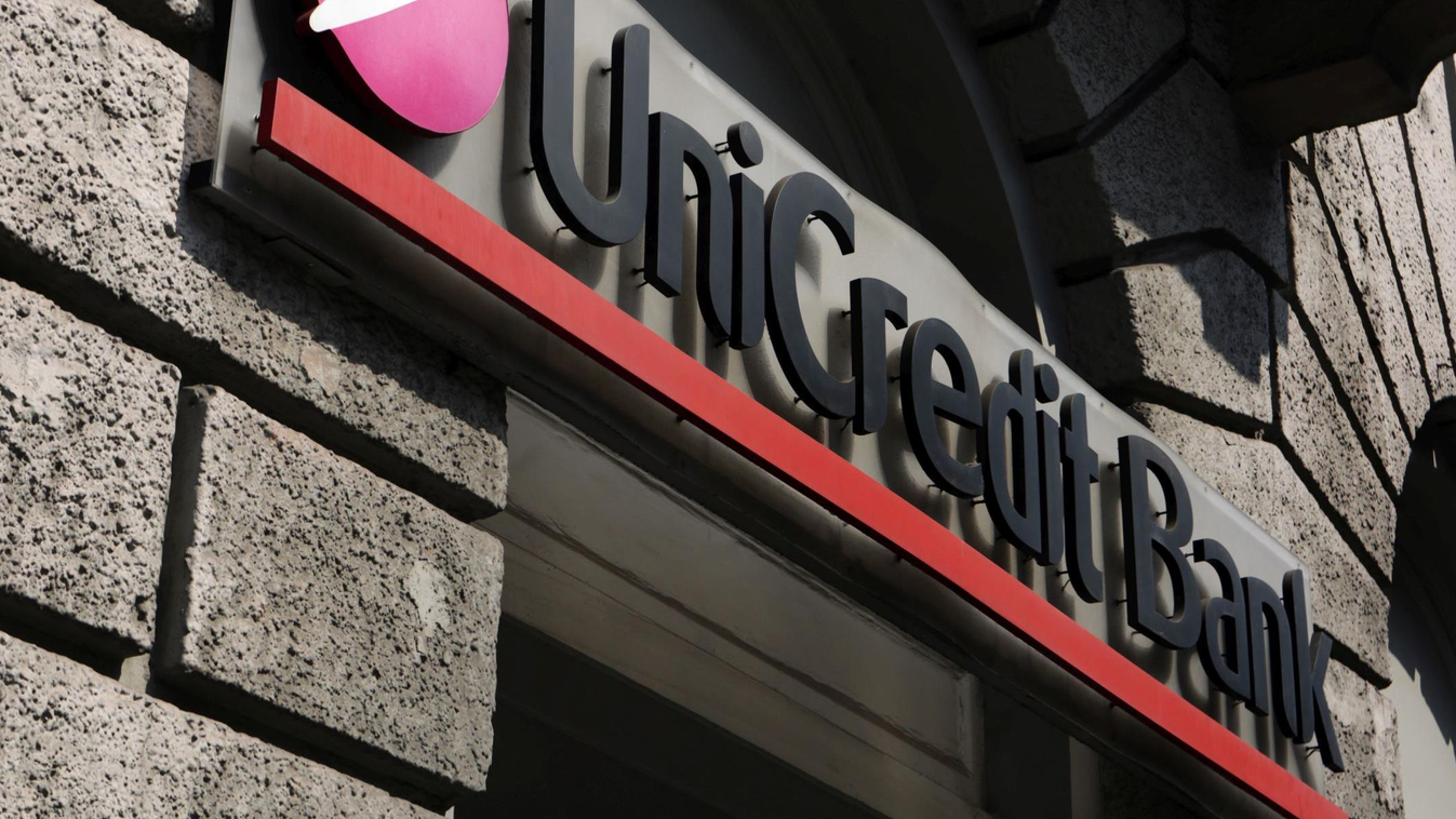 Unicredit Bank a Teréz körúton 2016 augusztus 19. bank, pénz, pénzintézet, 