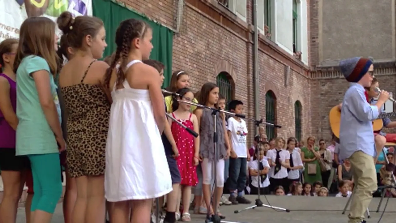 Szórakozás, Általános iskolások az évzárójukra dolgozták fel ByeAlex dalát
