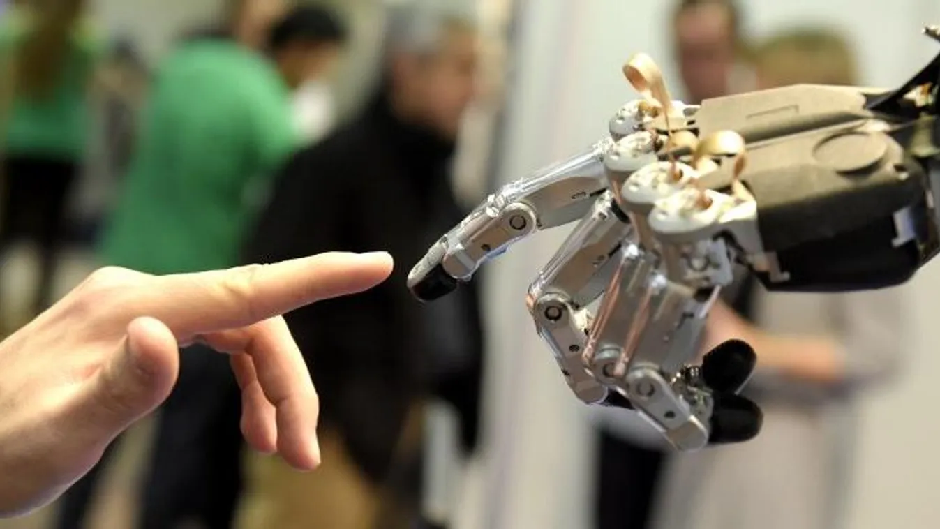 robot robotika kiborg kéz 