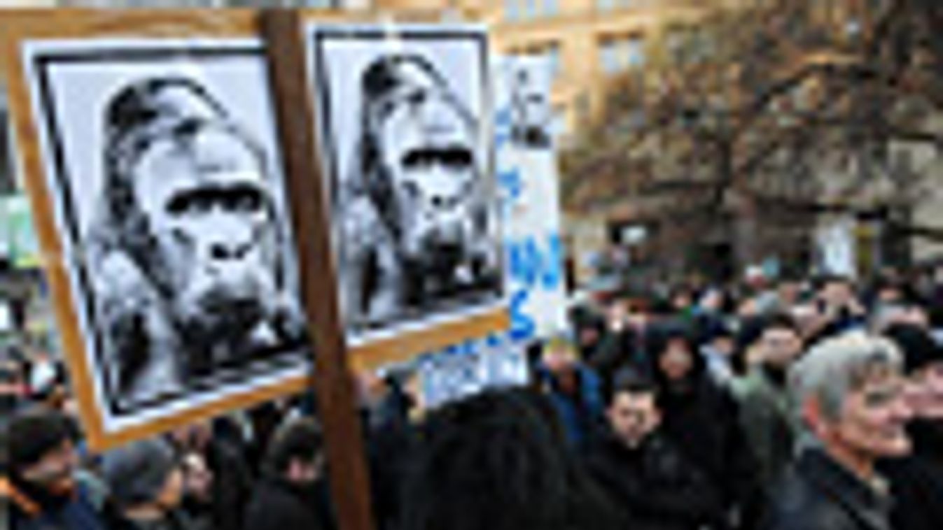 szlovák választás, "Gorilla" tüntetések, 2012 január 27, Pozsony, korrupciós botrány