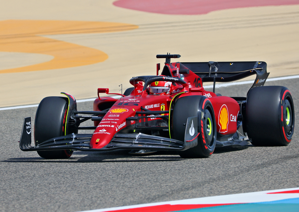 Forma-1, teszt, Bahrein 1. nap, Leclerc, Ferrari 