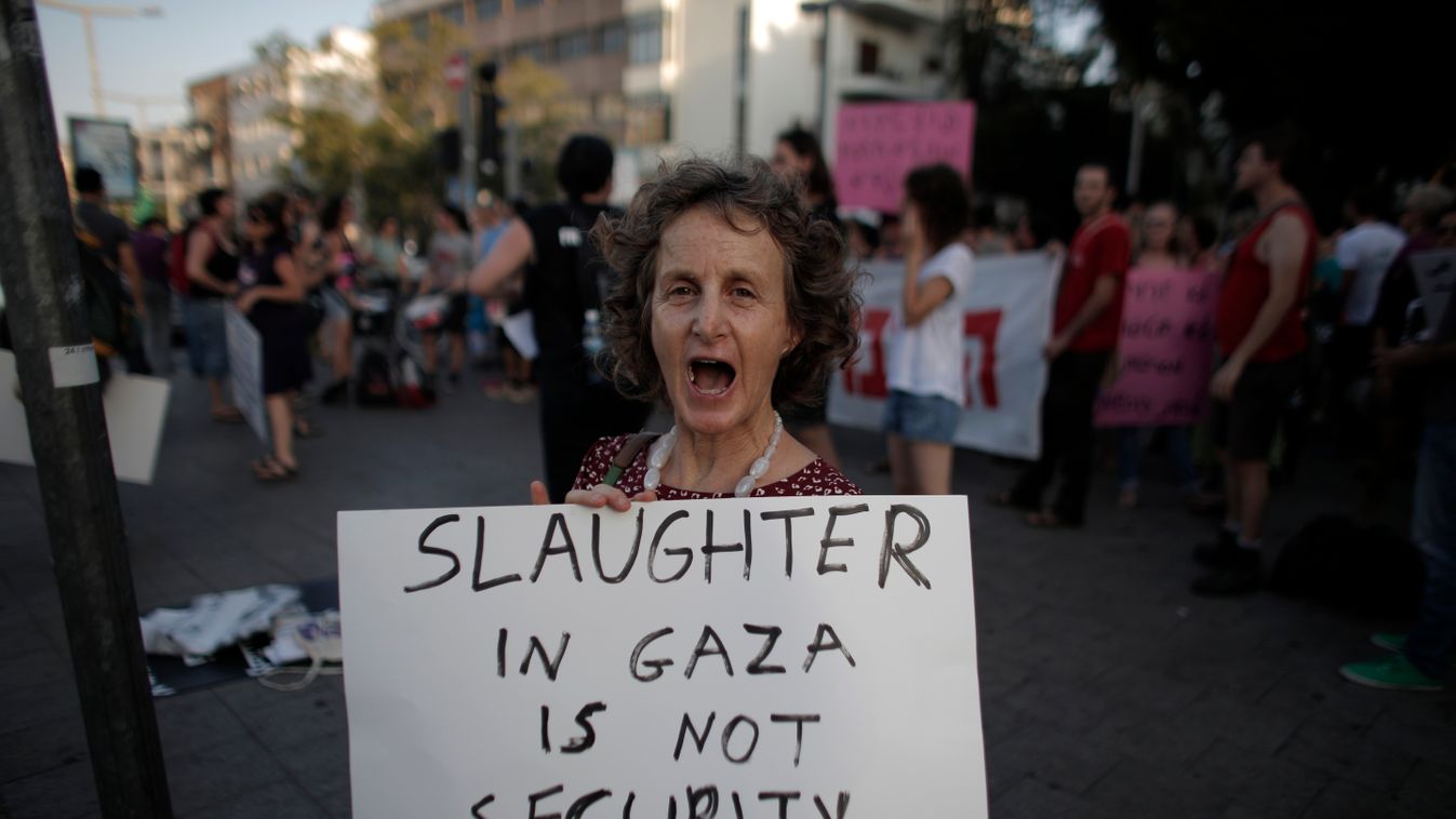 Izraeli aktivisták tüntetnek Tel Avivban, Gáza, háború 
