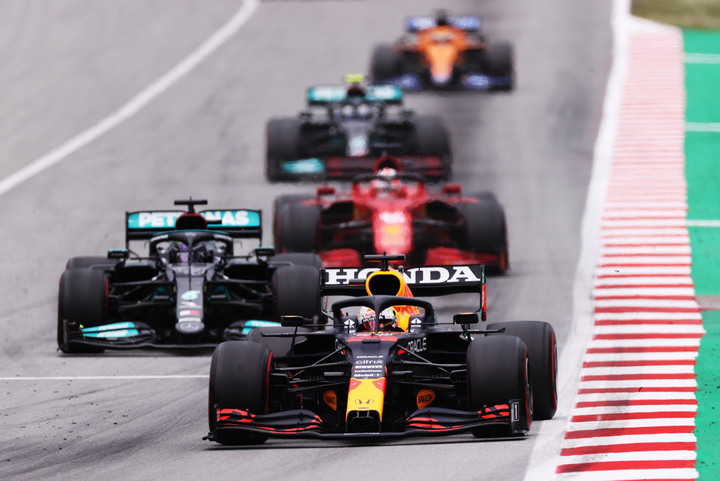 Forma-1, Spanyol Nagydíj, Max Verstappen, Red Bull, Lewis Hamilton, Mercedes 