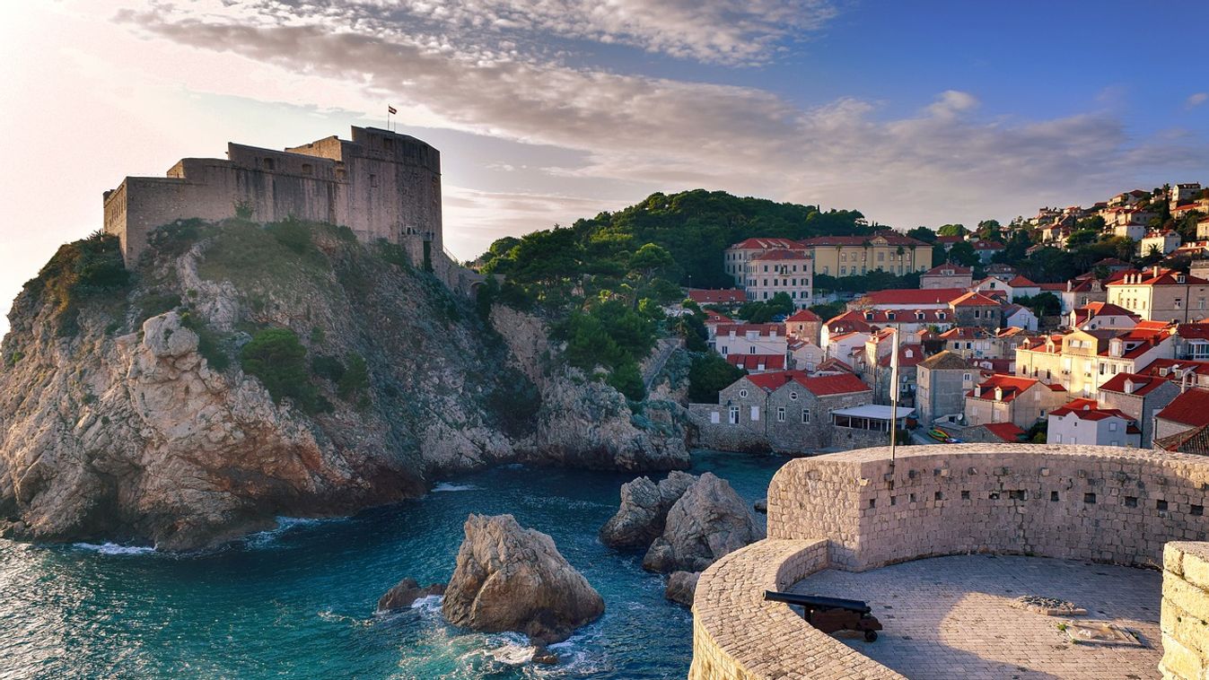 Horvátország Dubrovnik tengerparti város vár 