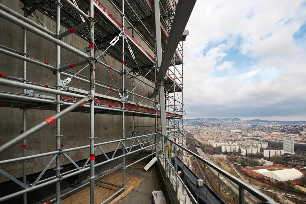 MOL Campus, MOL-csoport új székháza, Layher állványok, 28 emeletes és 143 méter magas toronyház, Budapest legmagasabb épülete lesz, 2022.02. 