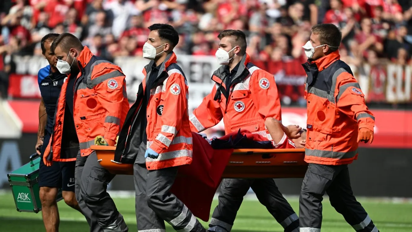 Bayer Leverkusen - SC Freiburg Sports soccer Bundesliga injury Horizontal 
