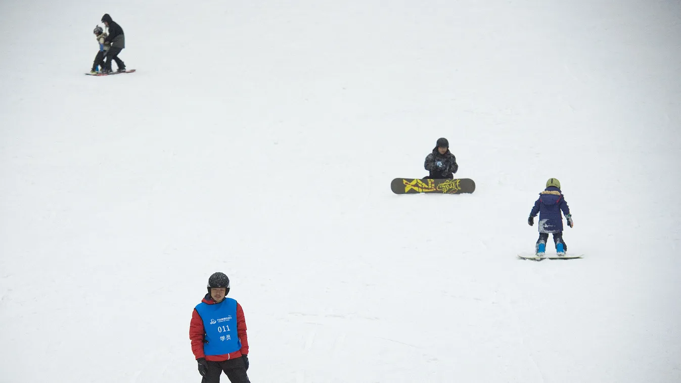 Harbin Wanda Indoor Ski and Winter Sports Resort 