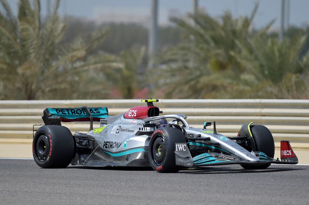 Forma-1, Lewis Hamilton, Mercedes, Bahrein teszt 2022, 2. nap 