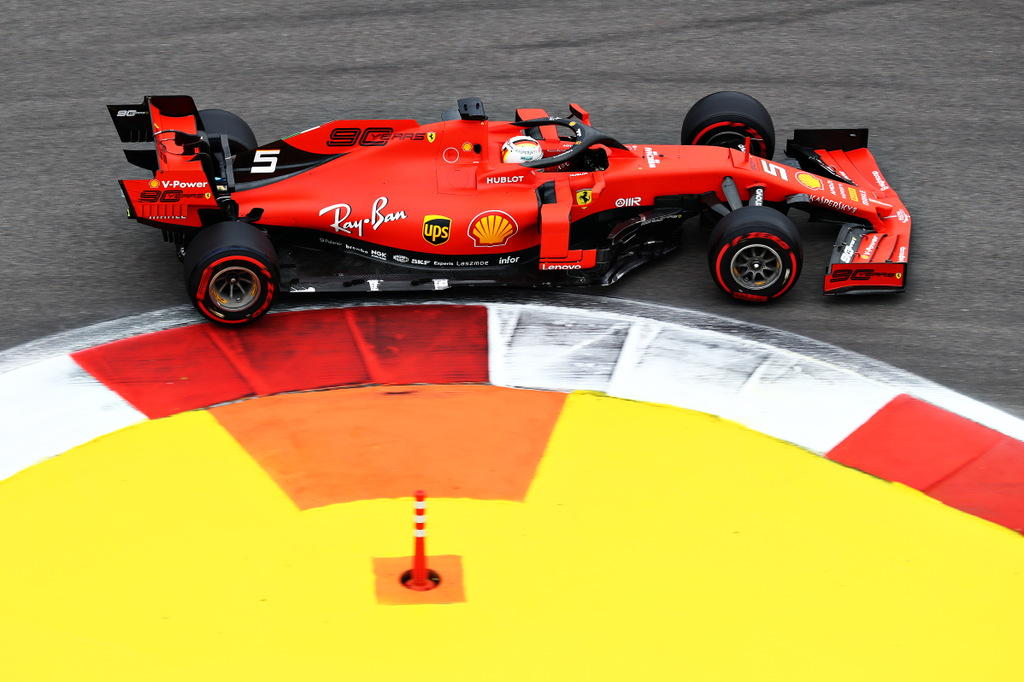 Forma-1, Orosz Nagydíj, péntek, Sebastian Vettel, Ferrari 