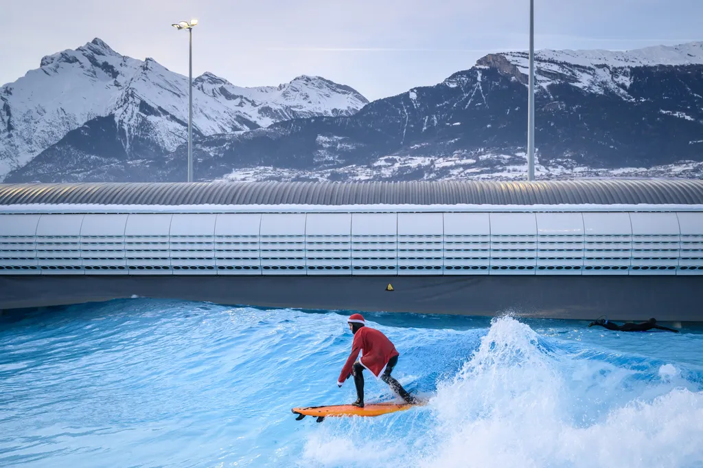 surfing Horizontal CHRISTMAS SANTA CLAUS OFFBEAT 