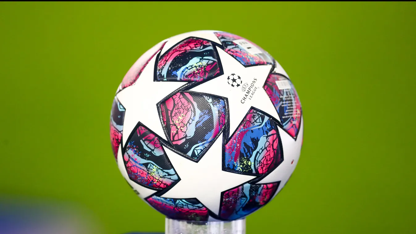 RB Leipzig - Tottenham Hotspur Sports soccer CHAMPIONS LEAGUE Leipzig Tottenham AVL Red Bull Arena Ball LOGO UEFA - 