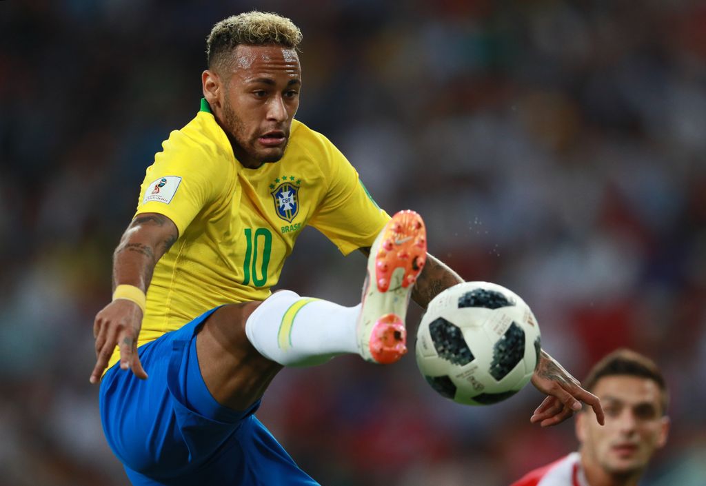 Russia World Cup Serbia - Brazil soccer football FIFA Brazil's Neymar controls a ball during the World Cup Group E soccer match between Serbia and Brazil at the Spartak stadium, in Moscow, Russia, June 27, 2018. Anton Denisov / Sputnik 