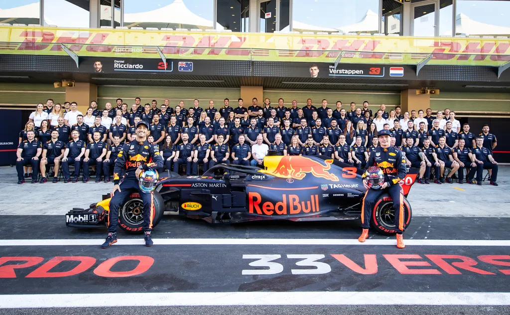 Forma-1, Daniel Ricciardo, Max Verstappen, Red Bull Racing, Abu-dzabi Nagydíj 