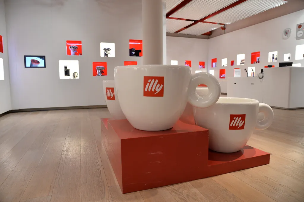 Illy, kávé, csésze, showroom, Trieste 