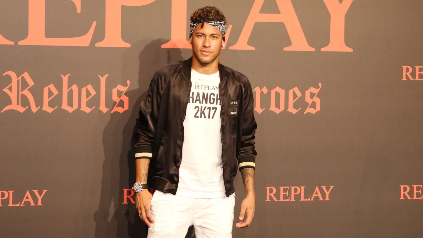 Neymar flashes trendy look to highlight Replay Fall/Winter 2017/18 collection show in Shanghai China Chinese Shanghai Neymar Karen Mok Replay Fall Winter collection Rebels Heroes 