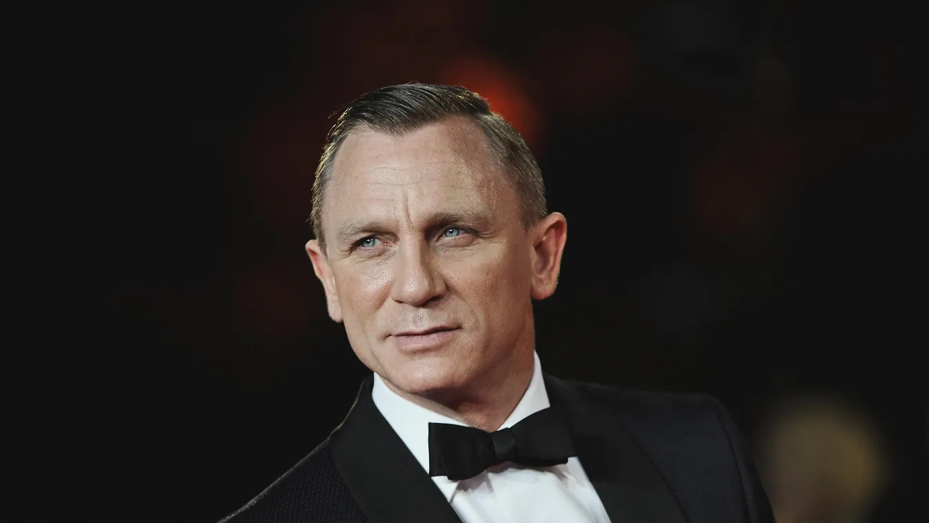 James Bond Daniel Craig Skyfall - Royal World Premiere - Alternative View 