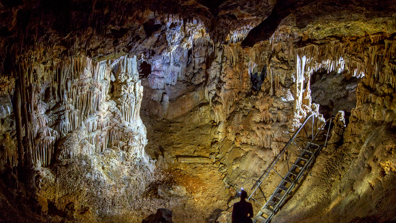 Esztramos-hegy barlang 