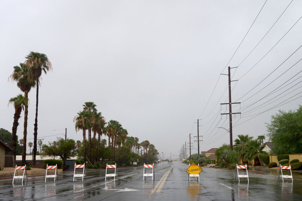 Hilary trópusi vihar, Egyesült Államok, Kalifornia, Dél-Kalifornia 