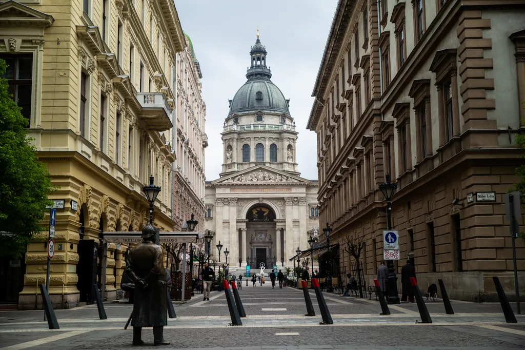 Magyarország legmagasabb épületei- galéria Szent István Bazilika Budapest 