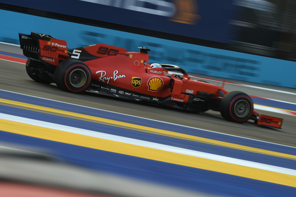 Forma-1, Szingapúri Nagydíj, Sebastian Vettel, Ferrari 