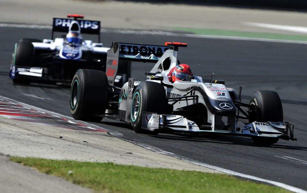 Forma-1, Magyar Nagydíj, 2010, Michael Schumacher, Mercedes, Rubens Barrichello, Williams-Cosworth 
