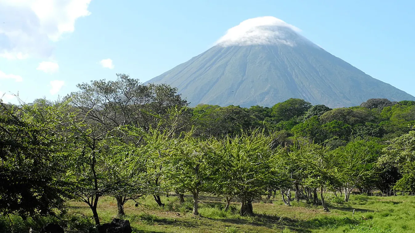 Nicaragua, Ometepe vulkán