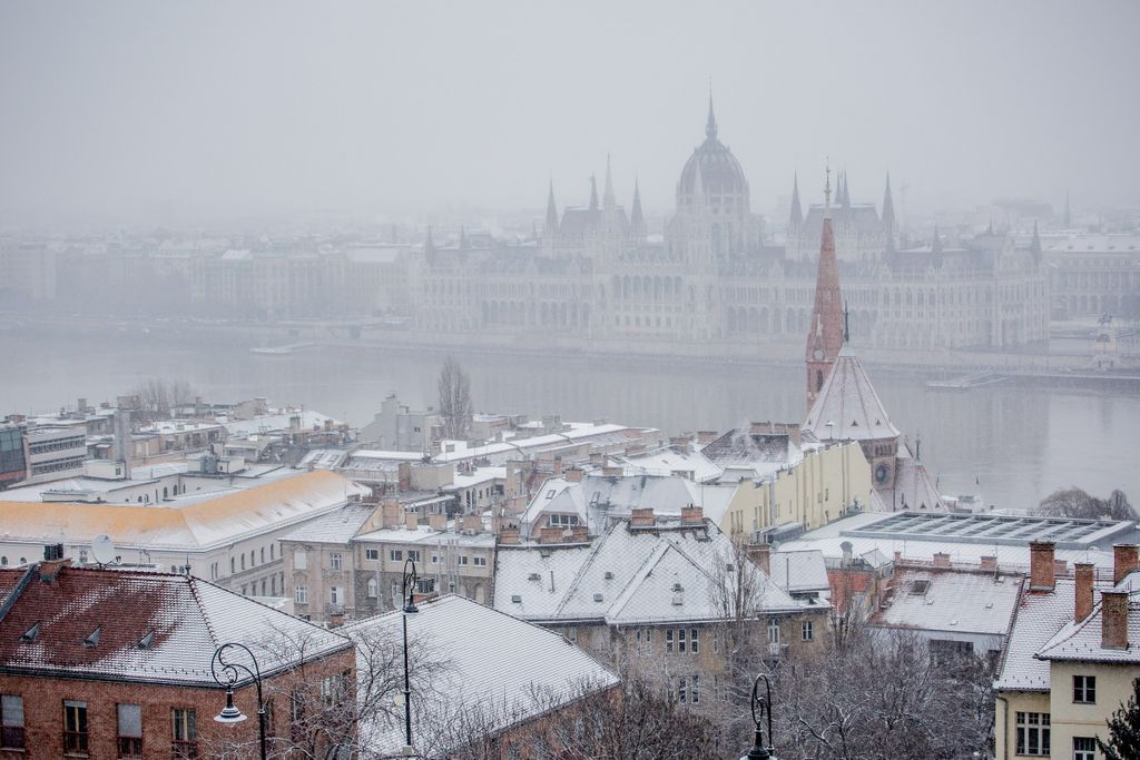 havazás, hó, Budapest, időjárás, tél, város, Parlament 