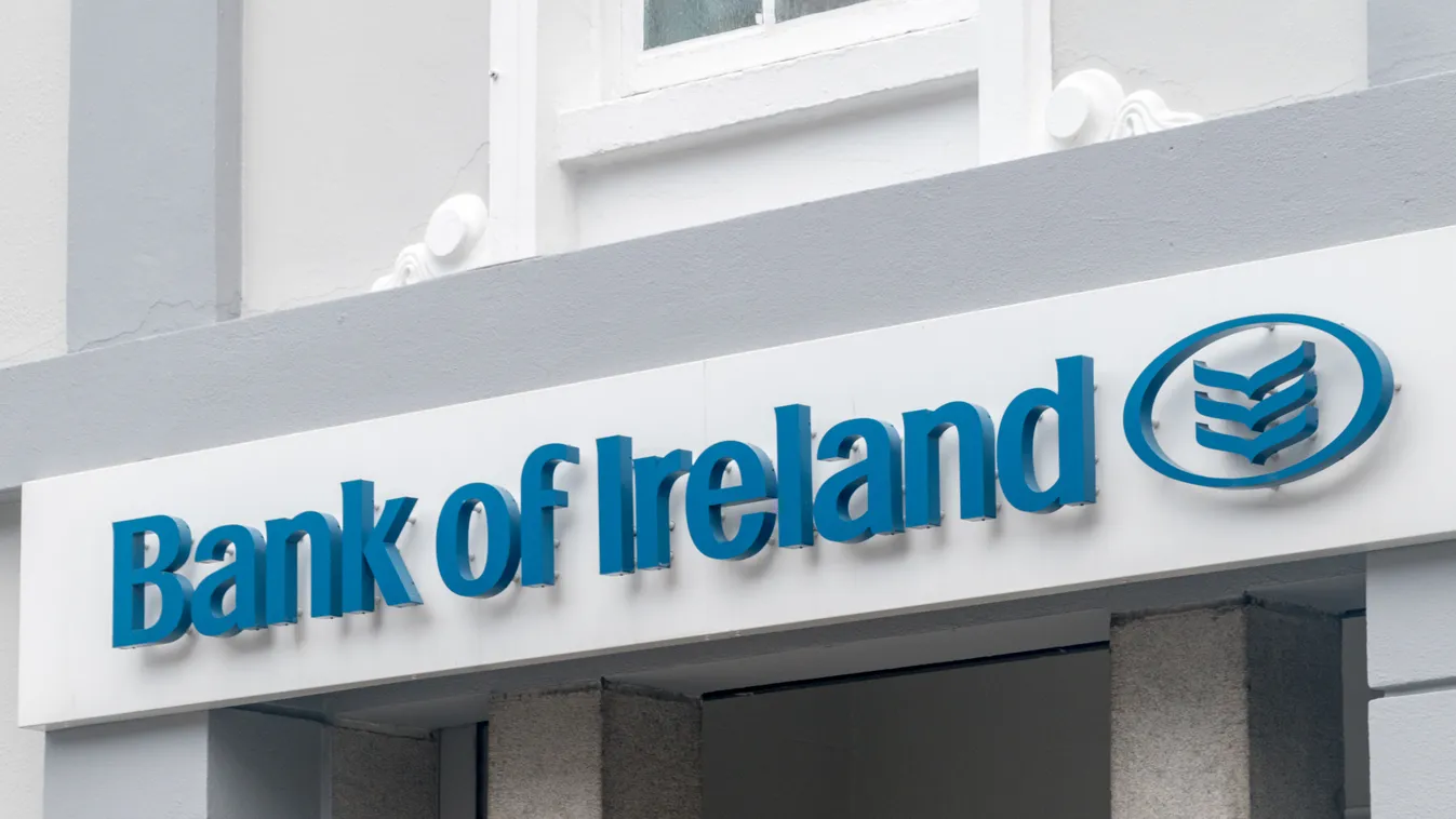 Dublin,,Ireland,-,November,5,,2019:,Emblem,Of,Bank,Of dublin ireland,dublin,city,financial,bank of ireland,irish,sign,
fizetőeszköz pénz Írország bank 