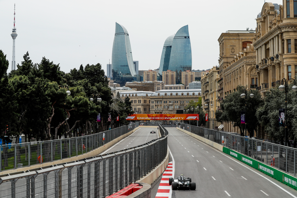 A Forma-1-es Azeri Nagydíj pénteki napja, Valtteri Bottas, Mercedes-AMG Petronas 