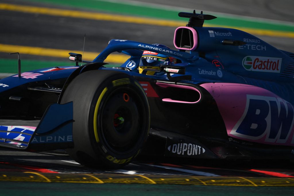 Forma-1, Fernando Alonso, Alpine, Barcelona teszt 2022, 1. nap 