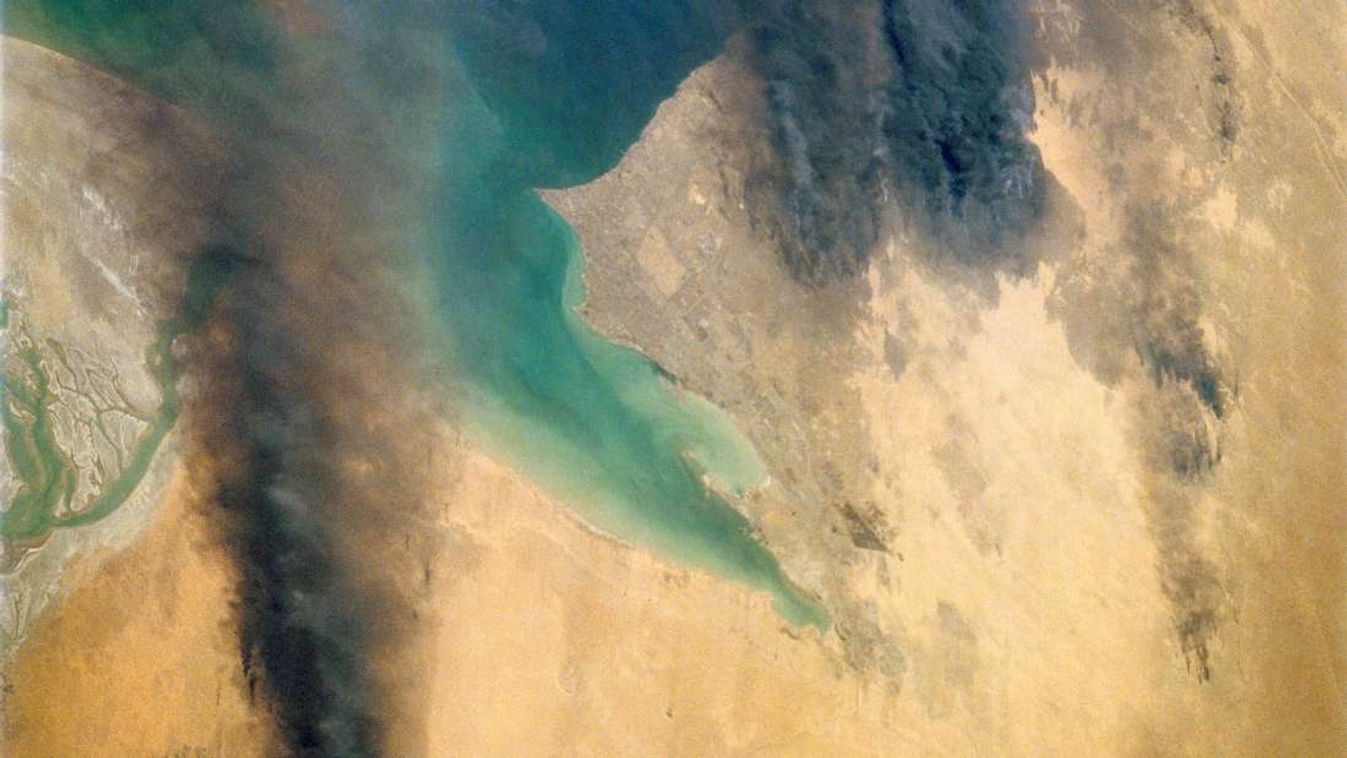 Égő olajmezők. A NASA műholdas képe az öbölháború idejéből 