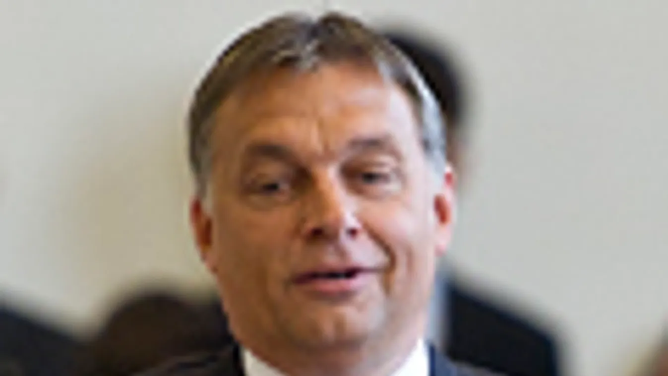 magyar gazdaság, recesszió, gazdasági növekedés, GDP, Orbán Viktor a piarista gimnáziumban 2011.09.03.