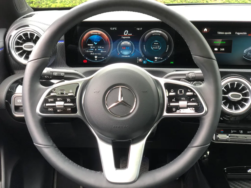 Mercedes-Benz CLA Shooting Break 250e Plug-in Hybrid teszt (2021) 