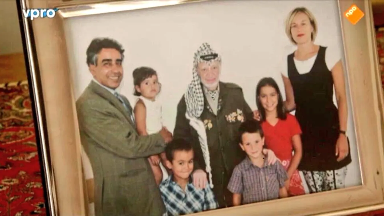 a holland D66 párt elnöke, Sigrid Kaag, 
és a férje a palesztin Anis al-Qaq. Anis al-Qaq-ról 
olyan kép/bármi kellene, amin Jasszer Arafat társaságában látható. 