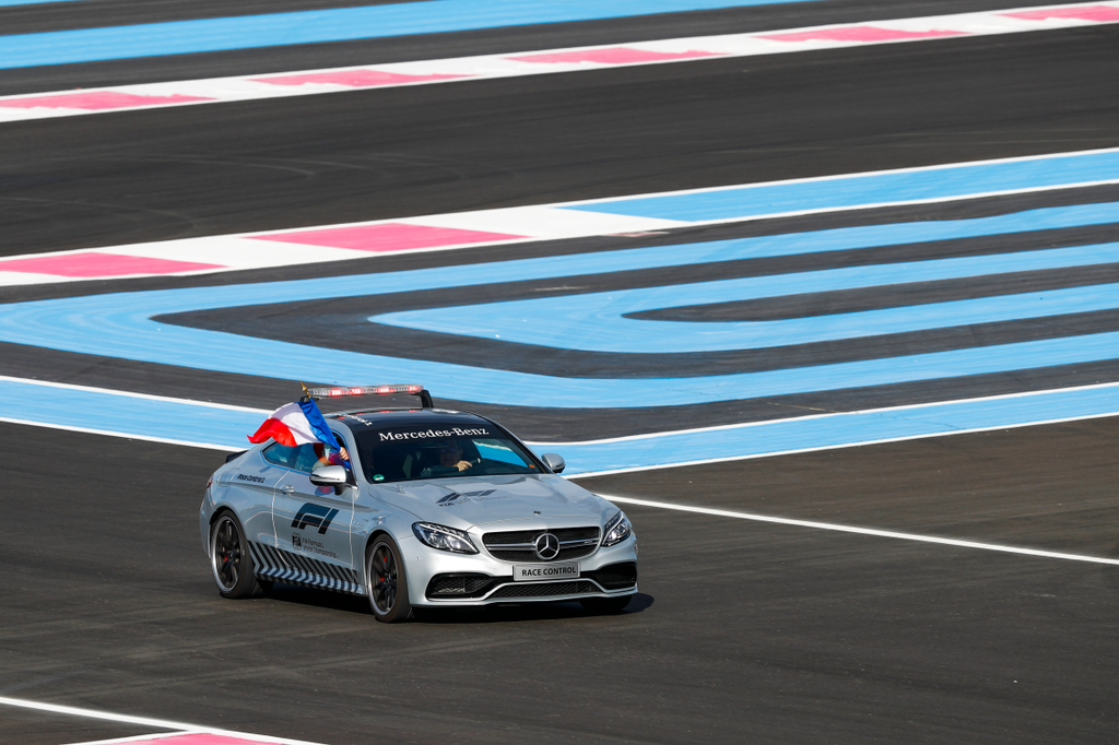 A Forma-1-es Francia Nagydíj pénteki napja, Race Control, Mercedes-AMG C 63 S 