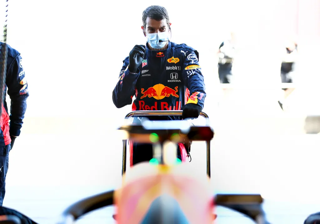 Forma-1, Chris Gent, Red Bull Racing, Silverstone teszt 2020 