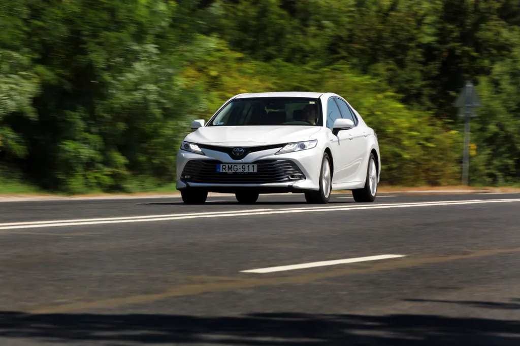 Lexus és Toyota Camry tesztek 2019 augusztus 21-én Lexus és Toyota Camry tesztek 2019 augusztus 21-én 