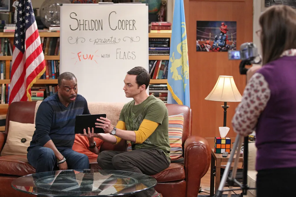 The Champagne Reflection EPISODIC "The Champagne Reflection" -- Sheldon says a tearful goodbye to "Fun with Flags", on THE BIG BANG THEORY, Thursday, Nov. 20 (8:00-8:31 PM, ET/PT), on the CBS Television Network. Pictured left to right: Levar Burton, Jim P