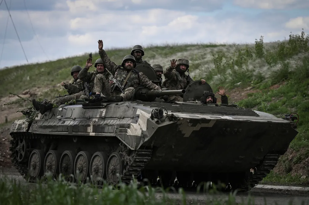 ukrán válság 2022, orosz, ukrán, háború, Ukrajna, pusztítás, DPR Russia Ukraine Military Operation Azovstal Horizontal 