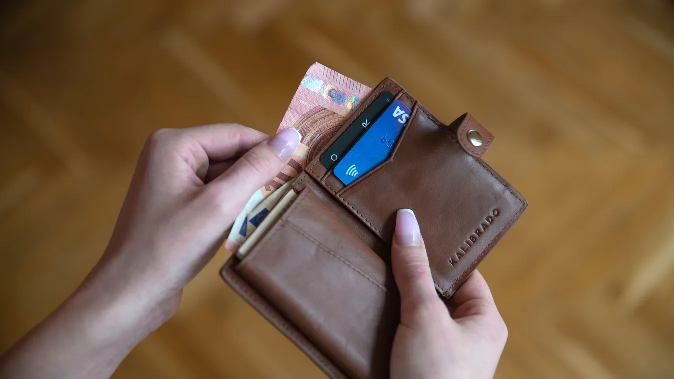 pontgyűjtő kártya pénztárca bankkártya fizetés vásárlás 