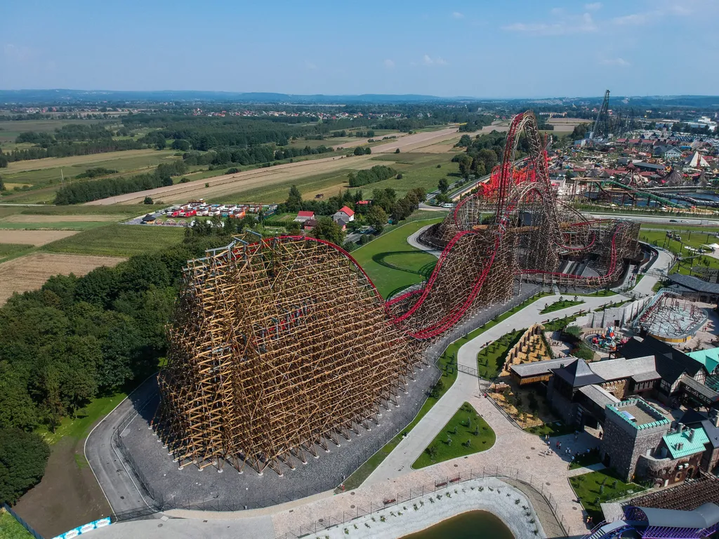 világ legmagasabb fa hullámvasút Lengyelország Zadra, the world's tallest wooden roller coaster in Poland Poland August 2019 Zator Zadra world's tallest wooden roller coaster Horizontal 