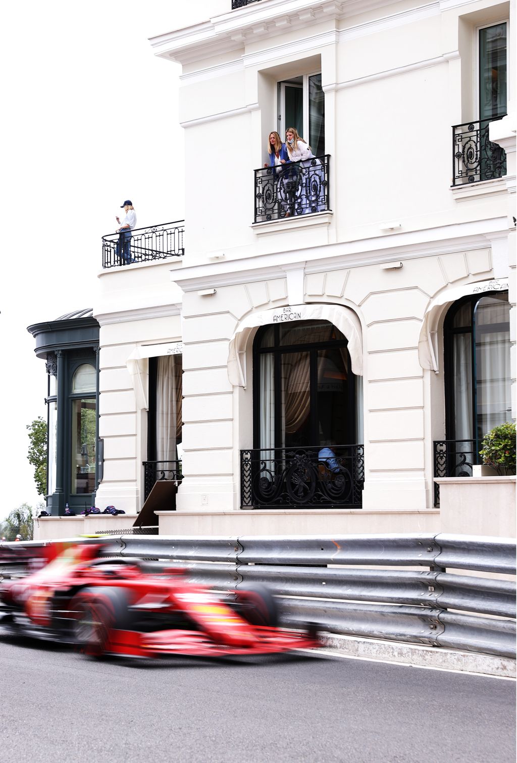Forma-1, Carlos Sainz, Ferrari, Monacói Nagydíj, szurkolók 
