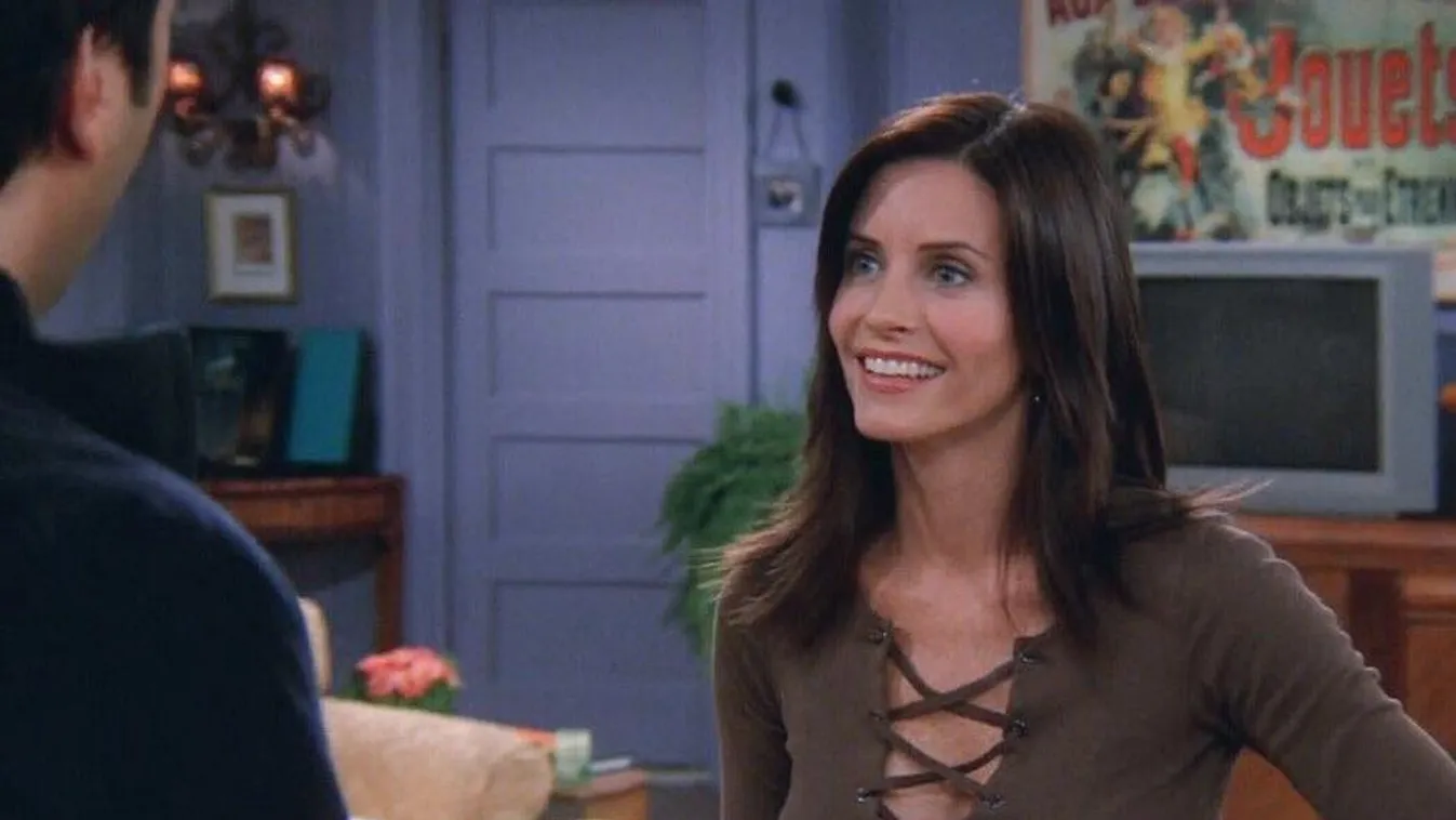 Courteney Cox mint Monica a Jóbarátokban 