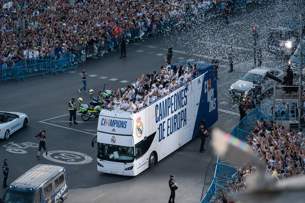 Real Madrid celebrate 14th Champions League win bernabeu,Carlo Ancelotti,Celebration,champions 2022,champions le Horizontal 