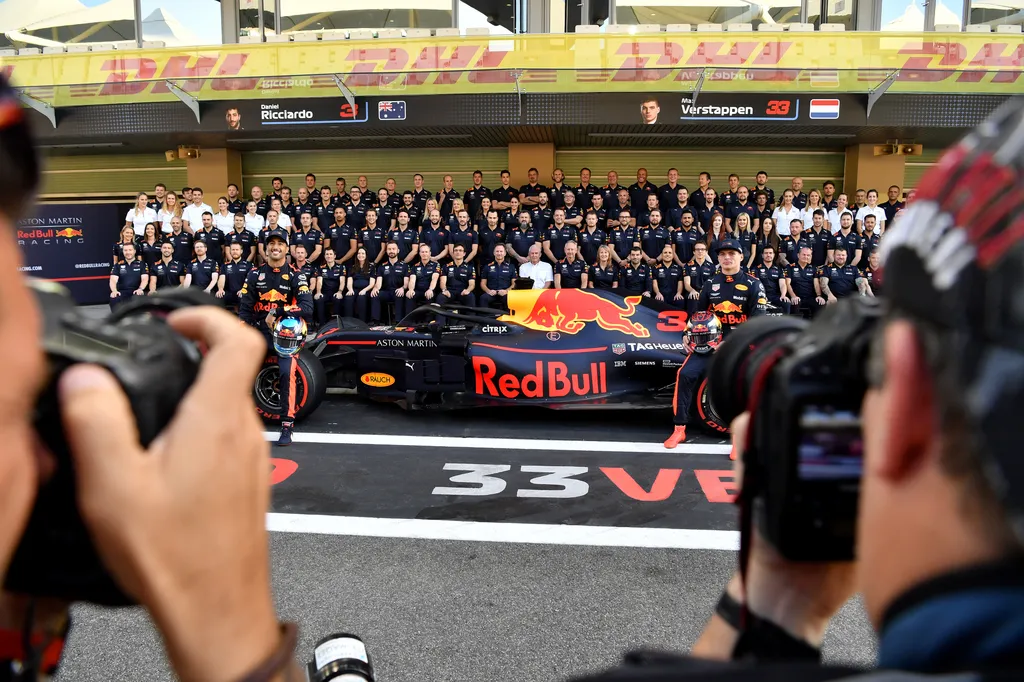 Forma-1, Daniel Ricciardo, Max Verstappen, Red Bull Racing, Abu-dzabi Nagydíj 