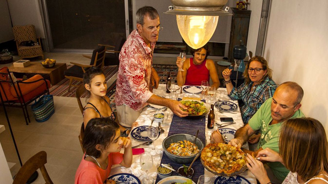 EatWith, étekezések magánembereknél világszerte, izraeli család fogadja vendégeit