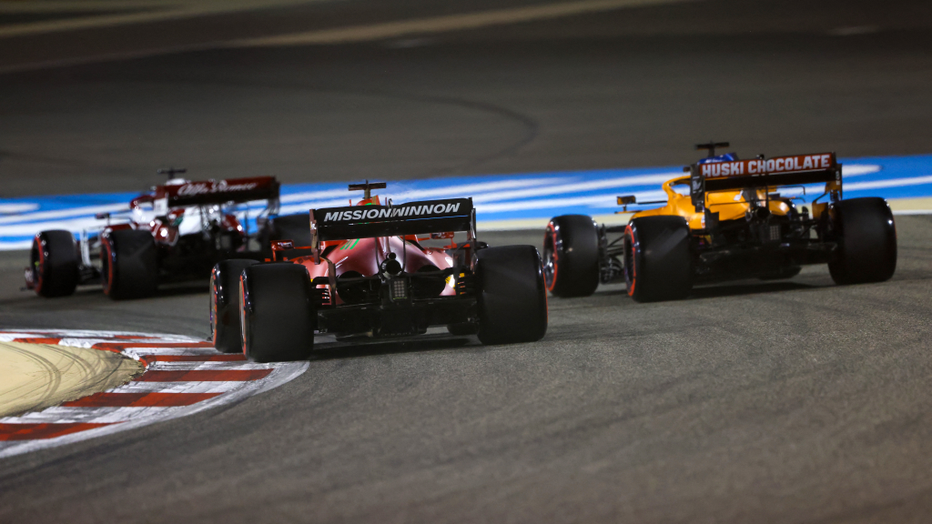 Forma-1, Kimi Räikkönen, Alfa Romeo, Charles Leclerc, Ferrari, Daniel Ricciardo, McLaren, Bahreini Nagydíj 2021, szombat 