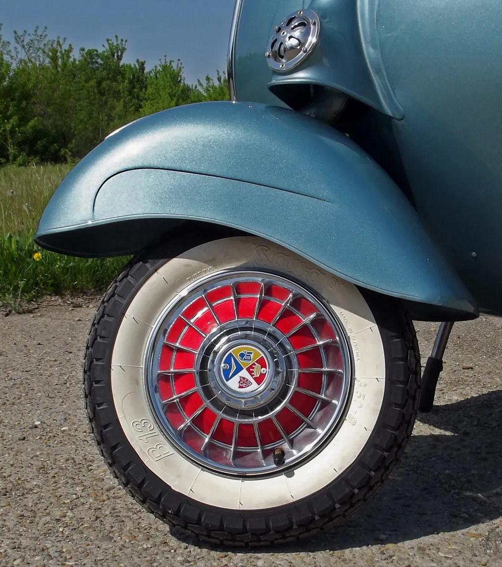 Piaggio Vespa VBB (1961) veteránteszt 